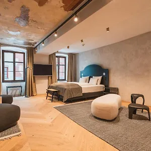 h5-grauer-bar-studios-more.innsbruckaustriahotels.com/