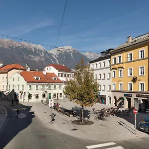 Riesiges Zentrales Mit Parkplatz Appartamento Innsbruck