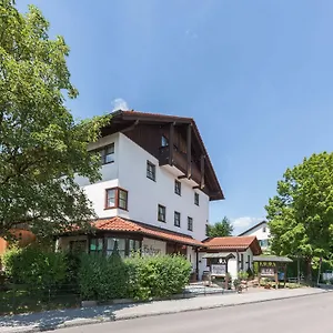 hotel-hachinger-hof.com-bavaria.com/