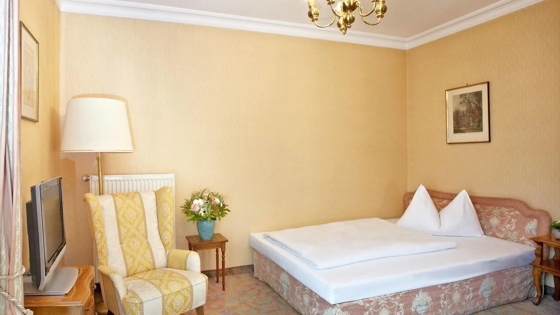 Henri Hotel Wien Siebterbezirk 4*, Vienna Austria