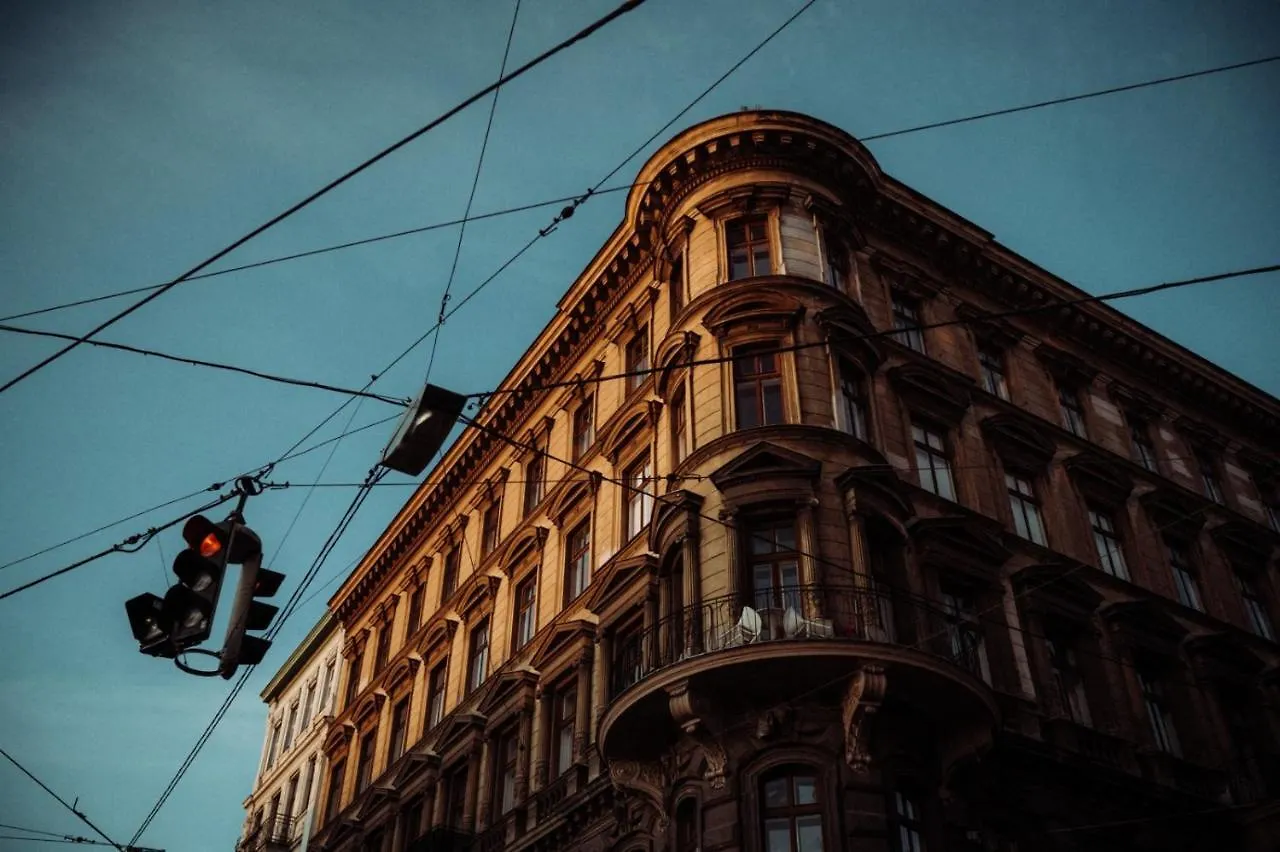 Henri Hotel Wien Siebterbezirk 4*, Vienna