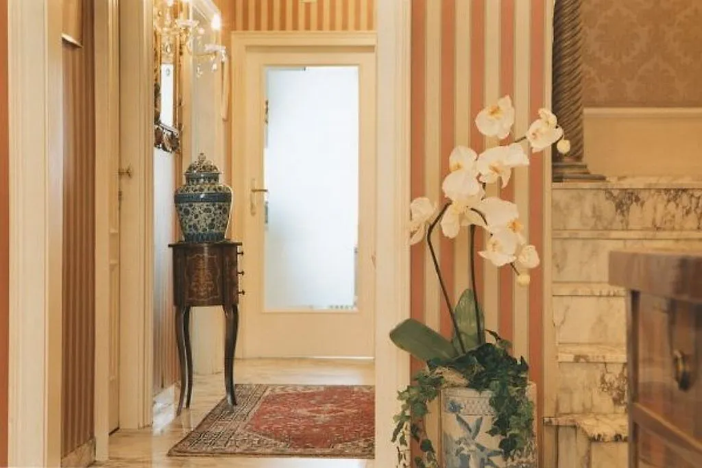 Henri Hotel Wien Siebterbezirk Austria